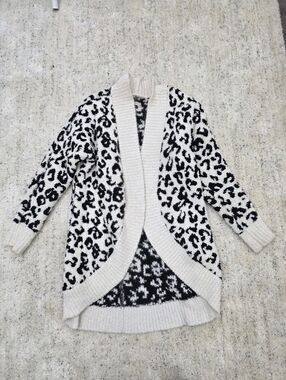UGG Black & White Leopard Open-Front Women's Cardigan Size M
